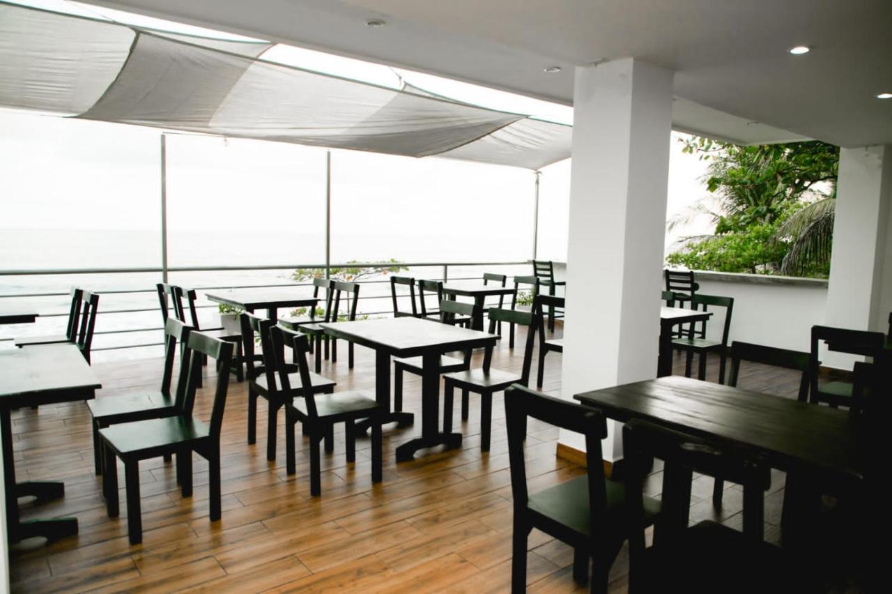Kaiblue Hotel Y Restaurante La Libertad Exterior photo